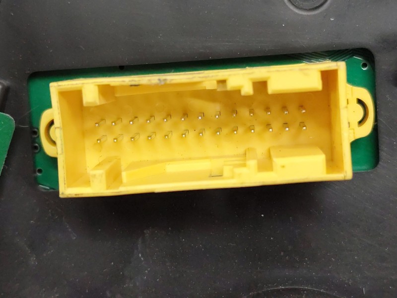 Recambio de cuadro instrumentos para peugeot 308 confort referencia OEM IAM 9665107480  