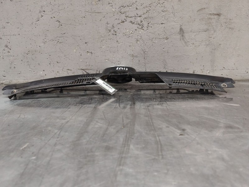 Recambio de rejilla delantera para volkswagen golf v (1k1) 1.9 tdi referencia OEM IAM   