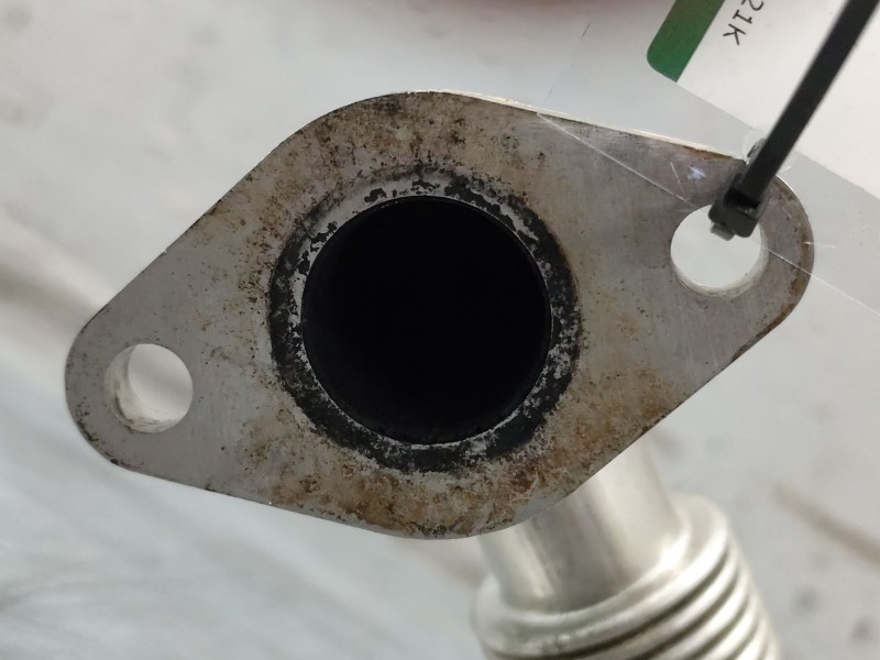 Recambio de tubo gases para audi a4 berlina (8e) 2.0 tdi 16v (103kw) referencia OEM IAM 03G131521K  