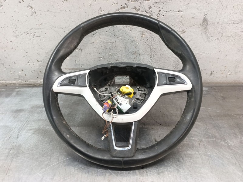 Recambio de volante para skoda fabia iii (nj3) 1.4 tdi referencia OEM IAM 3076472  
