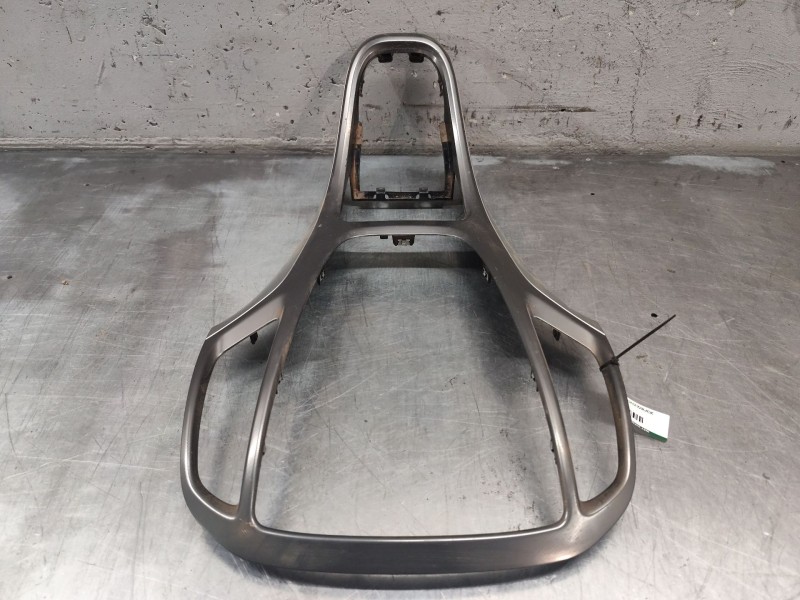Recambio de consola central para opel astra j lim. excellence referencia OEM IAM   