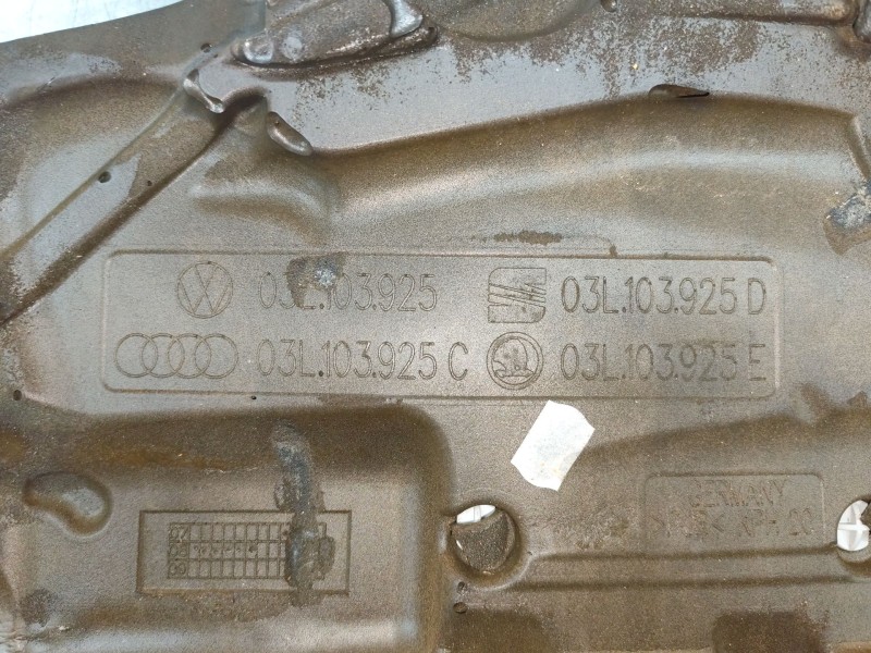 Recambio de tapa motor para volkswagen passat cc b6 (357) 2.0 tdi referencia OEM IAM   