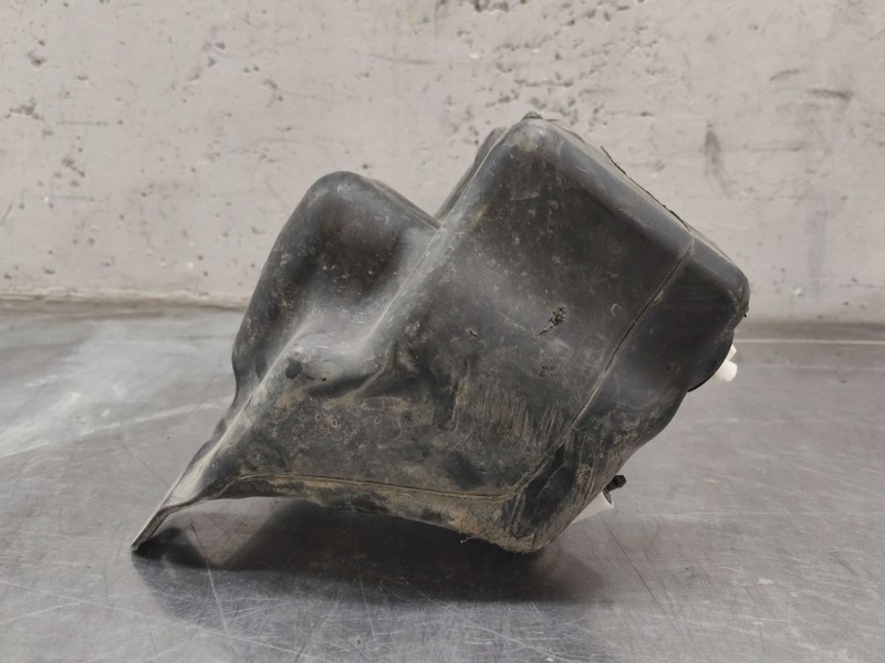 Recambio de deposito limpia para mercedes-benz clase gla (x156) gla 200 (156.943) referencia OEM IAM   