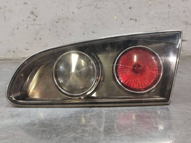 Recambio de piloto trasero derecho interior para seat ibiza iii (6l1) 1.9 tdi referencia OEM IAM   