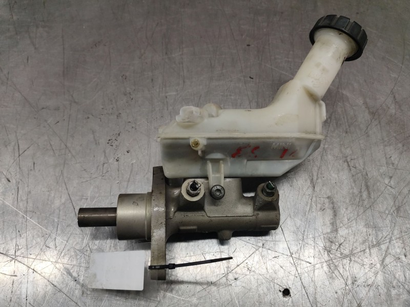 Recambio de bomba freno para renault clio iii dynamique referencia OEM IAM   