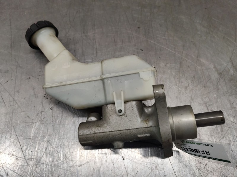 Recambio de bomba freno para renault clio iii dynamique referencia OEM IAM   