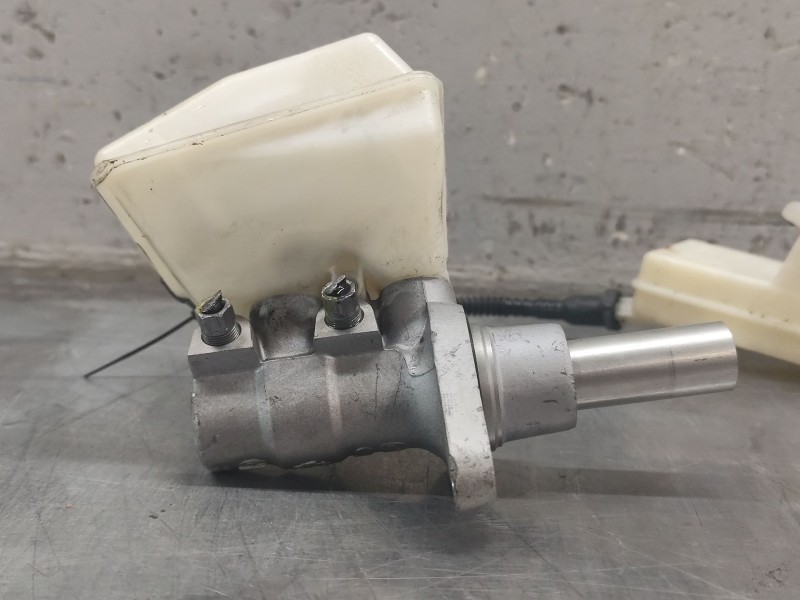 Recambio de bomba freno para peugeot 5008 referencia OEM IAM   