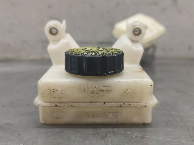 Recambio de bomba freno para peugeot 5008 referencia OEM IAM   