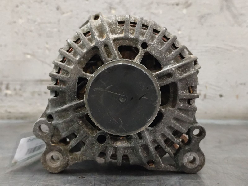 Recambio de alternador para seat altea xl (5p5, 5p8) 1.9 tdi referencia OEM IAM TG14C011  