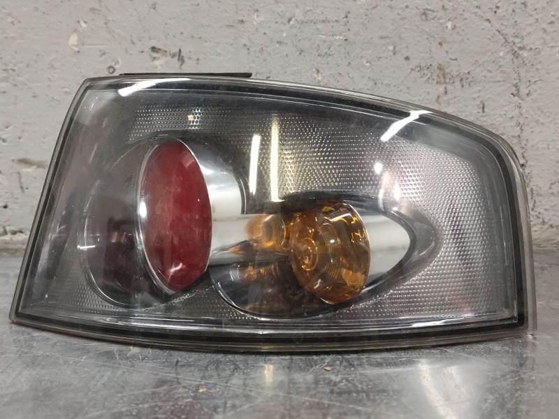 Recambio de piloto trasero derecho para seat ibiza iii (6l1) 1.9 tdi referencia OEM IAM   