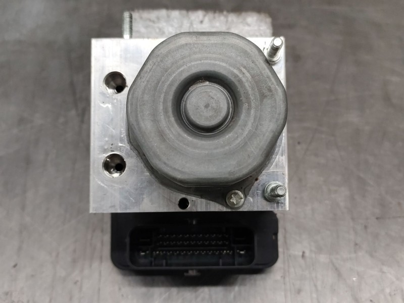 Recambio de abs para mercedes-benz clase gla (x156) gla 200 (156.943) referencia OEM IAM A0009007607  