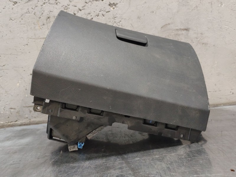 Recambio de guantera para mercedes-benz clase gla (x156) gla 200 (156.943) referencia OEM IAM   