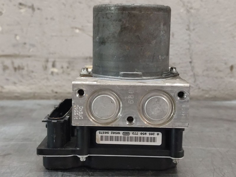 Recambio de abs para ford transit mod.2000 caja abierta 2.4 tde referencia OEM IAM 0265235436  