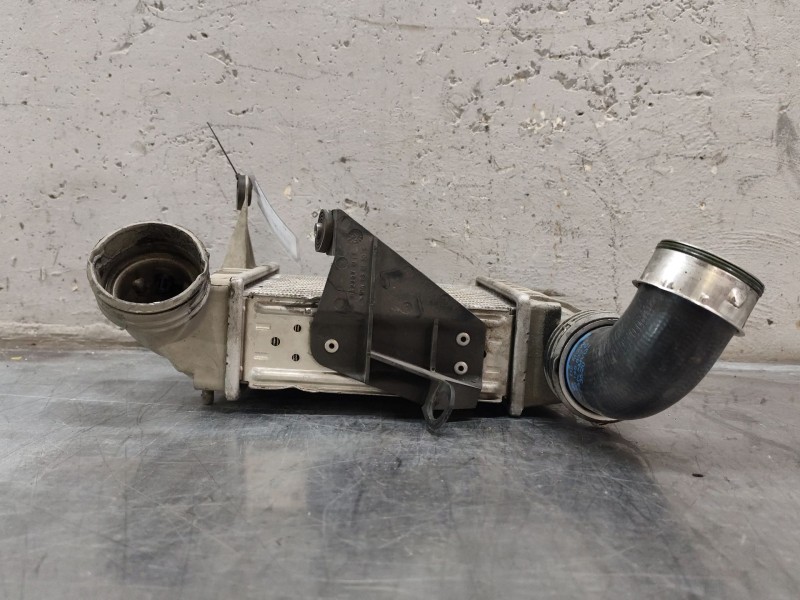 Recambio de intercooler para seat ibiza iii (6l1) 1.9 tdi referencia OEM IAM 817558  