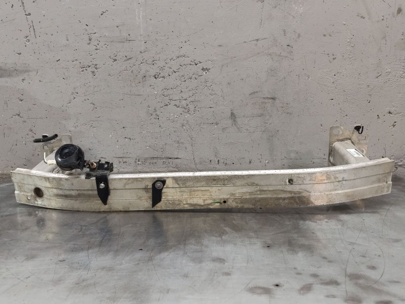 Recambio de refuerzo paragolpes delantero para renault captur i (j5_, h5_) 1.5 dci 90 referencia OEM IAM   