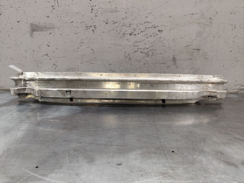 Recambio de refuerzo paragolpes trasero para audi a4 berlina (8e) 1.9 tdi referencia OEM IAM   