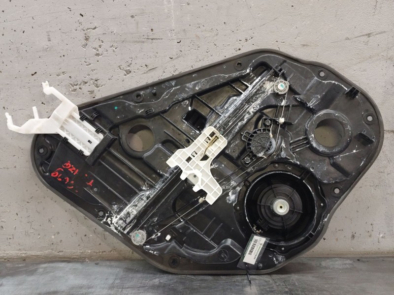 Recambio de elevalunas trasero izquierdo para hyundai i30 (gd) 1.6 crdi referencia OEM IAM   