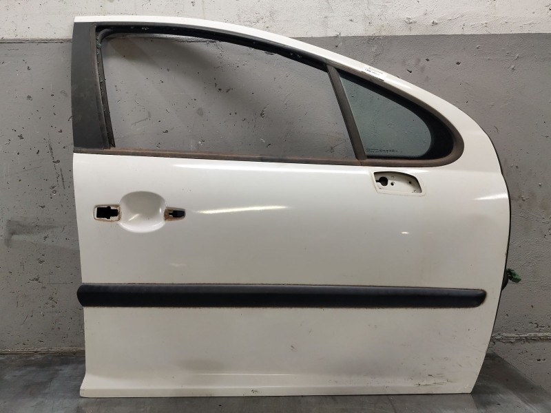Recambio de puerta delantera derecha para peugeot 207 sw confort referencia OEM IAM   
