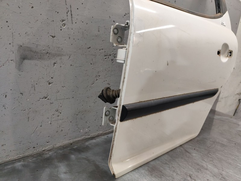 Recambio de puerta trasera izquierda para peugeot 207 sw confort referencia OEM IAM   