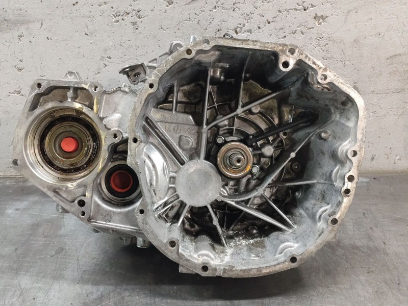 Recambio de caja cambios para nissan x-trail ii (t31) 2.0 dci 4x4 referencia OEM IAM 32010JG76E  