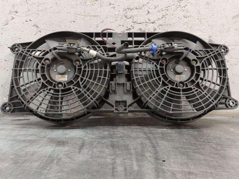 Recambio de electroventilador para ssangyong rexton rx 270 full referencia OEM IAM 8821008051  