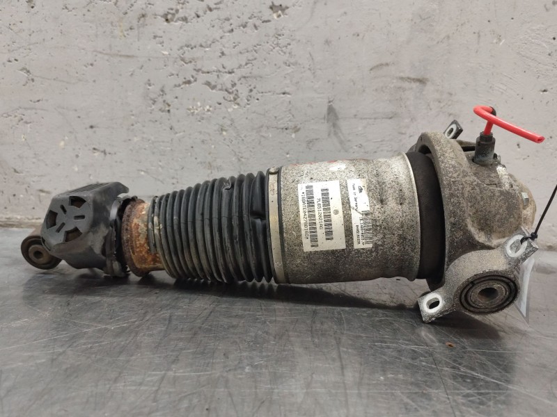 Recambio de amortiguador trasero izquierdo para volkswagen touareg (7l6) tdi v10 referencia OEM IAM 7L6512021AG  