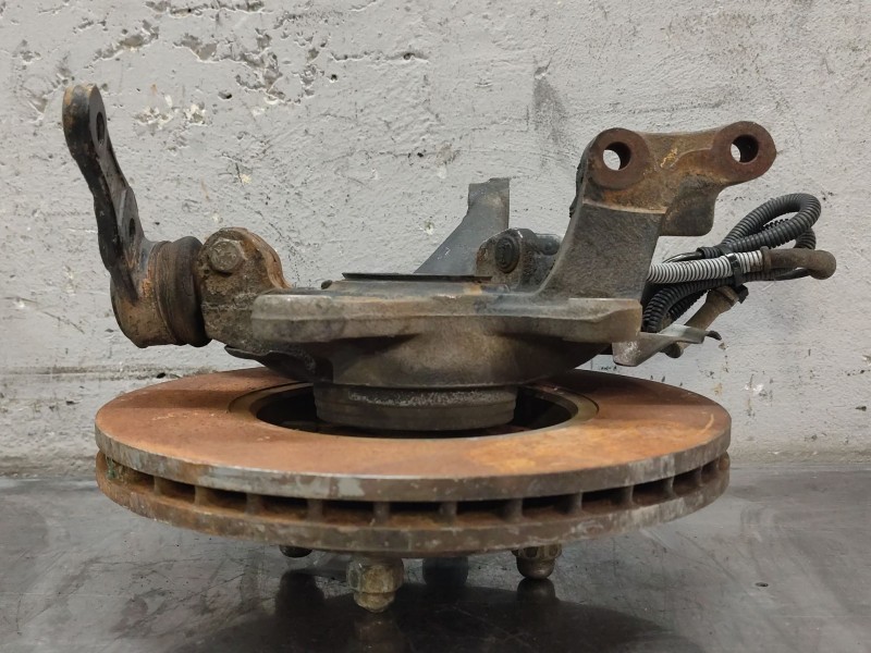 Recambio de mangueta delantera izquierda para kia carens 2.0 crdi ex monovolumen referencia OEM IAM   