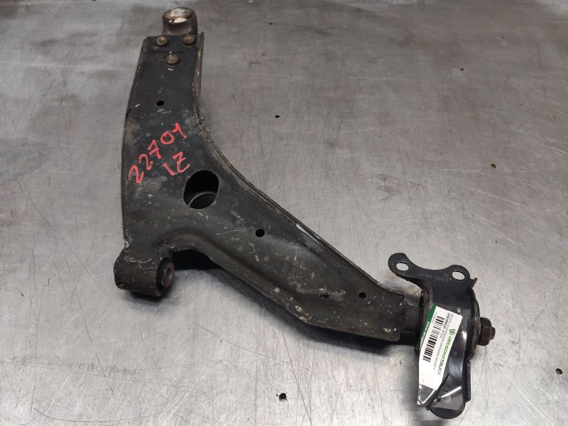 Recambio de brazo suspension inferior delantero izquierdo para chevrolet epica lt referencia OEM IAM   