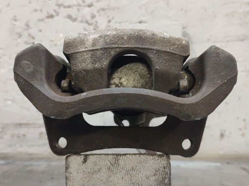 Recambio de pinza freno trasera derecha para renault master ii phase 2 bus 2.5 diesel referencia OEM IAM   
