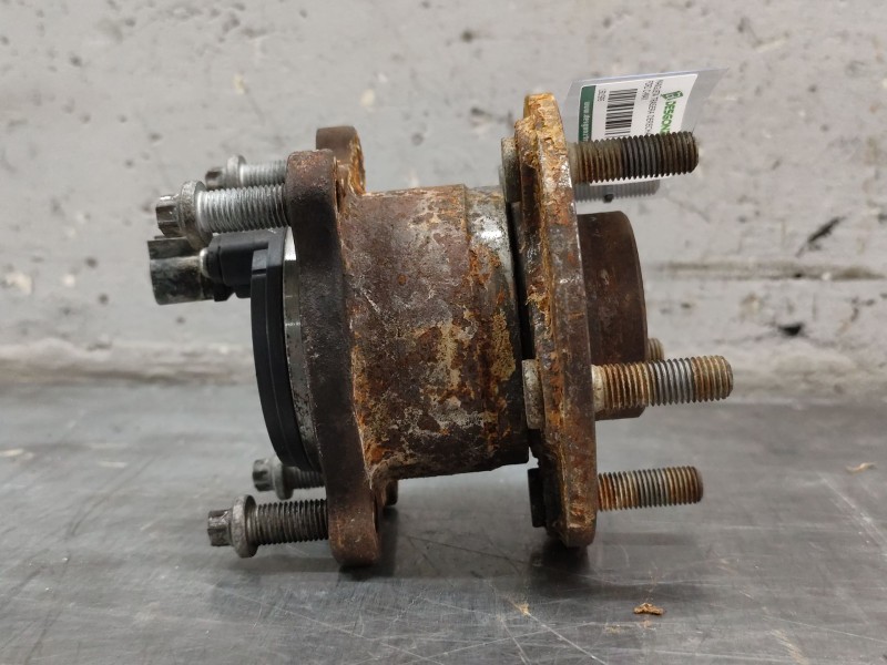 Recambio de mangueta trasera derecha para ford c-max 1.6 tdci cat referencia OEM IAM   