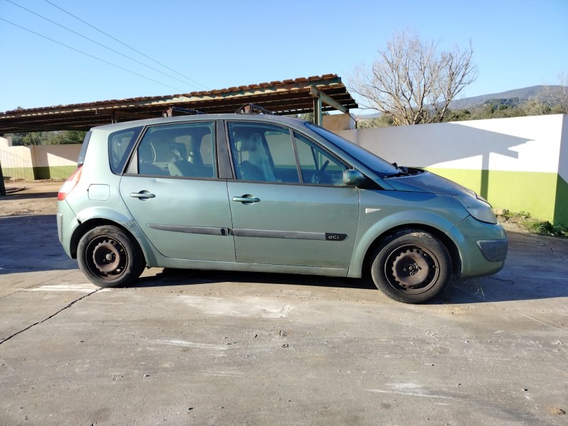 renault scenic ii del año 2006