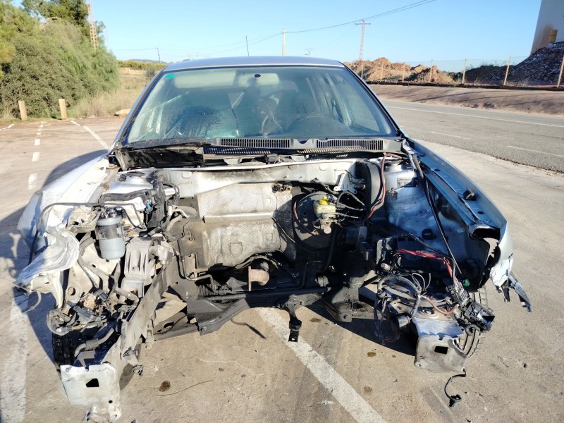 volkswagen golf iv berlina (1j1) del año 2000