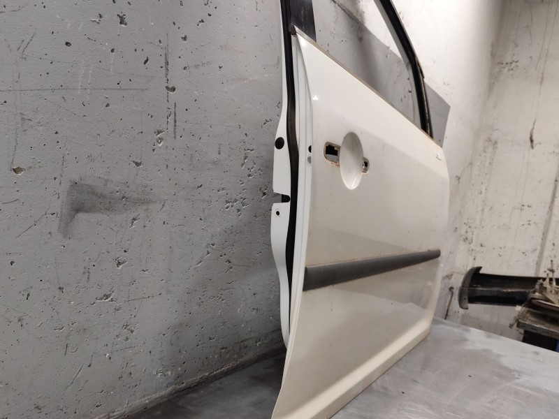 Recambio de puerta delantera derecha para volkswagen touran (1t3) 1.6 tdi referencia OEM IAM   