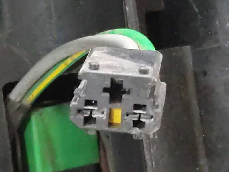 Recambio de panel frontal para peugeot 206 berlina x-line referencia OEM IAM   