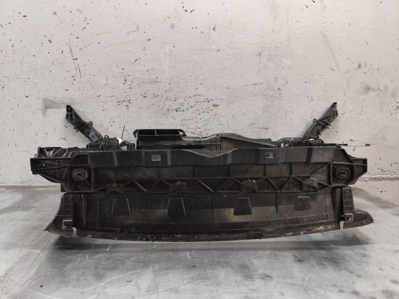 Recambio de panel frontal para audi q3 (f3b) 35 tdi quattro referencia OEM IAM   