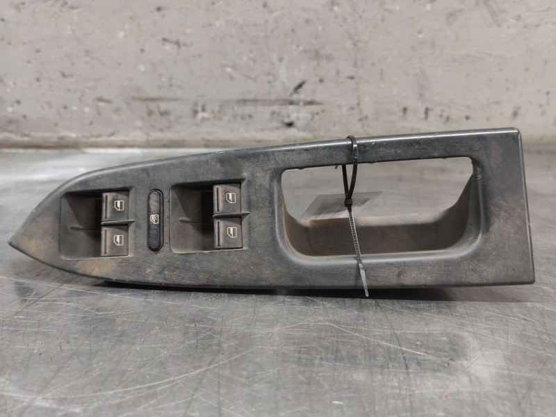 Recambio de mando elevalunas delantero izquierdo para volkswagen touran (1t3) 1.6 tdi referencia OEM IAM 1t1867371h  