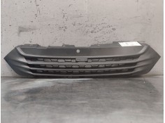 Recambio de rejilla delantera para iveco daily vi furgoneta 33s12, 35s12, 35c12 referencia OEM IAM   