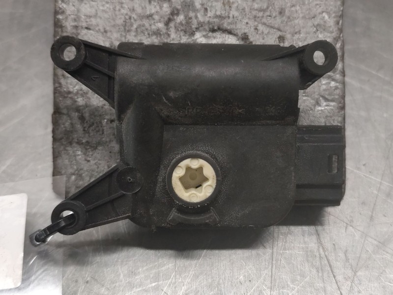 Recambio de motor apertura trampillas climatizador para volkswagen touran (1t3) 1.6 tdi referencia OEM IAM 1K0907511  