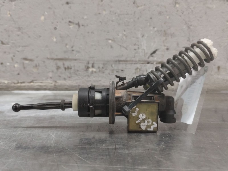 Recambio de bombin embrague para volkswagen touran (1t3) 1.6 tdi referencia OEM IAM 1K0721388AB  