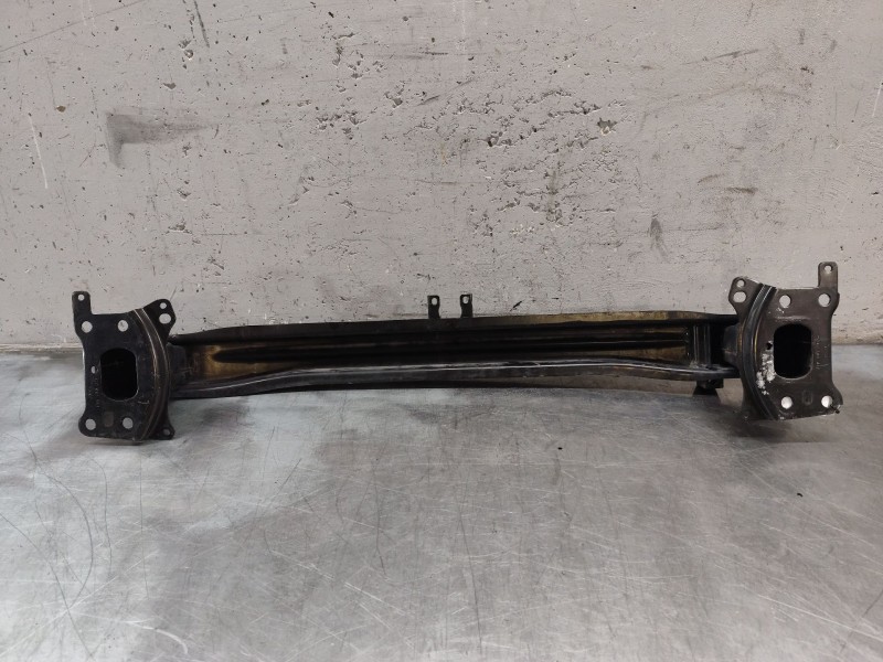 Recambio de refuerzo paragolpes delantero para volkswagen golf v (1k1) 1.9 tdi referencia OEM IAM   