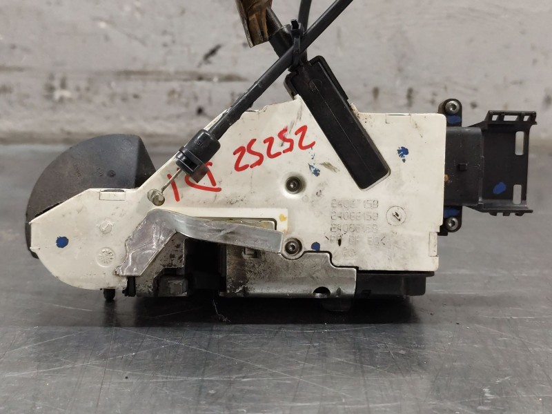 Recambio de cerradura puerta delantera izquierda para peugeot 207 sw confort referencia OEM IAM   