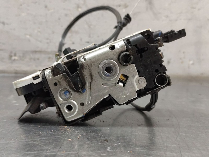 Recambio de cerradura puerta delantera izquierda para peugeot 207 sw confort referencia OEM IAM   