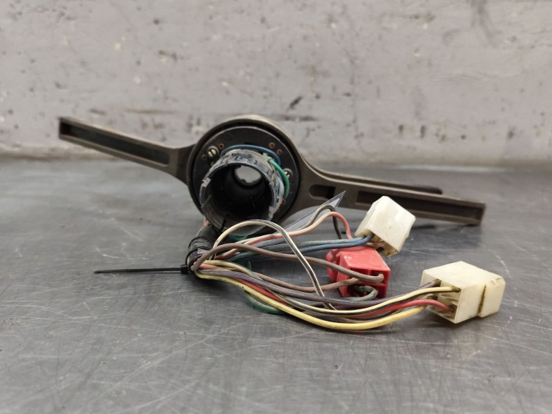 Recambio de mando intermitentes para seat marbella ce referencia OEM IAM   