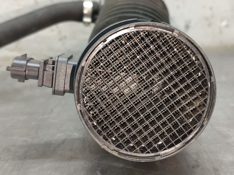 Recambio de tubo admision para iveco daily config. paquetería cabina simple 35s... batalla 3750 referencia OEM IAM   