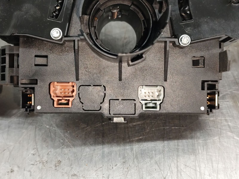 Recambio de mando multifuncion para peugeot 207 sw confort referencia OEM IAM 96630718XT  