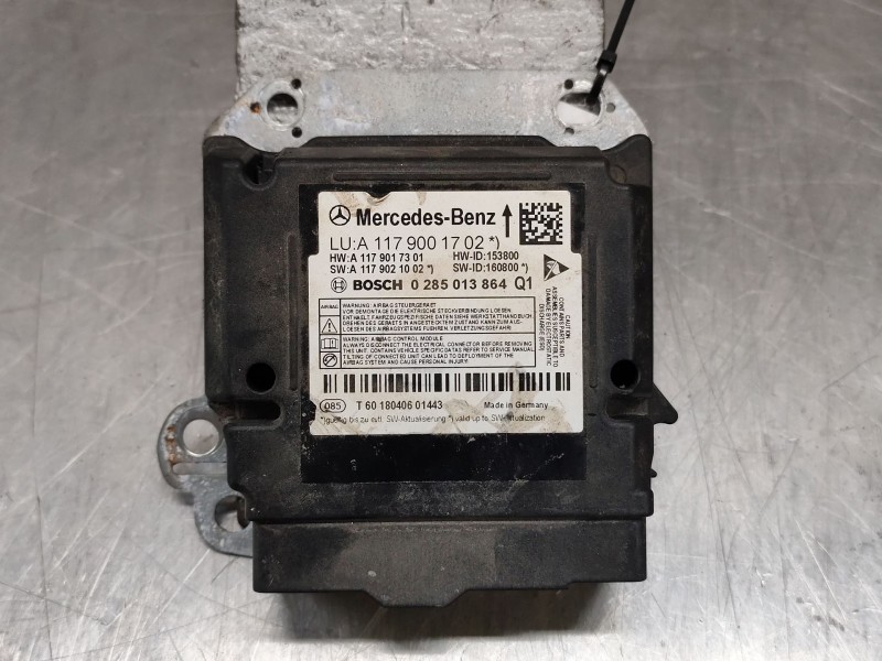 Recambio de centralita airbag para mercedes-benz clase gla (x156) gla 200 (156.943) referencia OEM IAM 0285013864Q1  