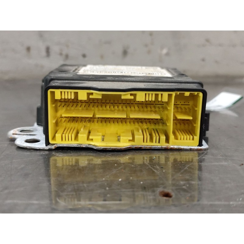 Recambio de centralita airbag para mercedes-benz clase gla (x156) gla 200 (156.943) referencia OEM IAM 0285013864Q1  