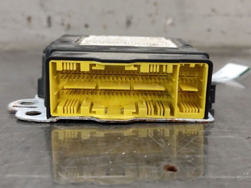 Recambio de centralita airbag para mercedes-benz clase gla (x156) gla 200 (156.943) referencia OEM IAM 0285013864Q1  