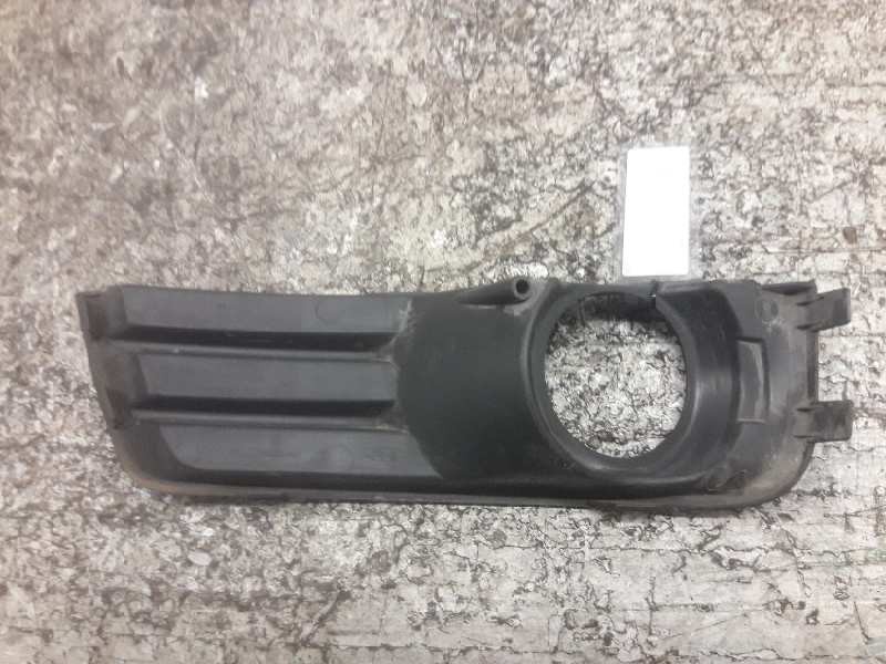 Recambio de tapa antiniebla derecha para ford focus c-max (cap) connection referencia OEM IAM 3M51R19952AD  