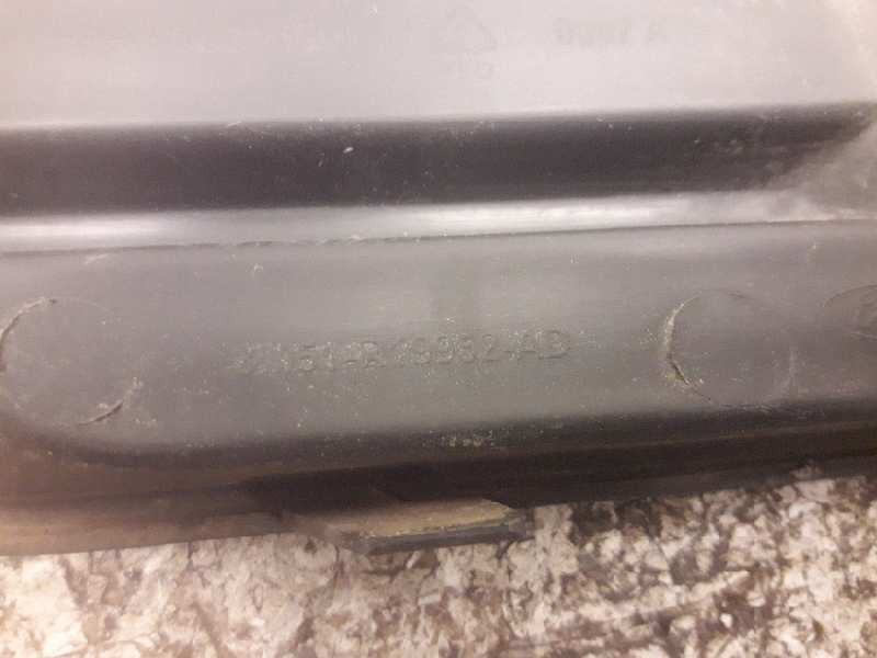 Recambio de tapa antiniebla derecha para ford focus c-max (cap) connection referencia OEM IAM 3M51R19952AD  